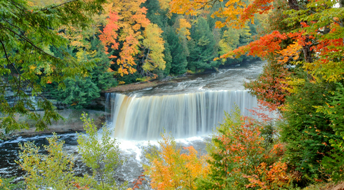 Curtis Attractions | Upper Tahquamenon Falls